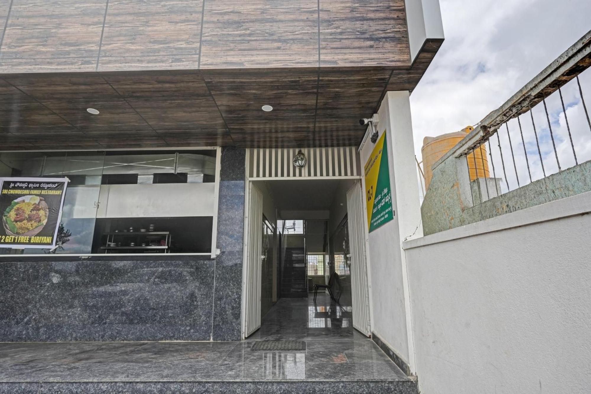 Hotel O Sri Chowdeshwari Boarding And Lodging Tavarikere Kültér fotó